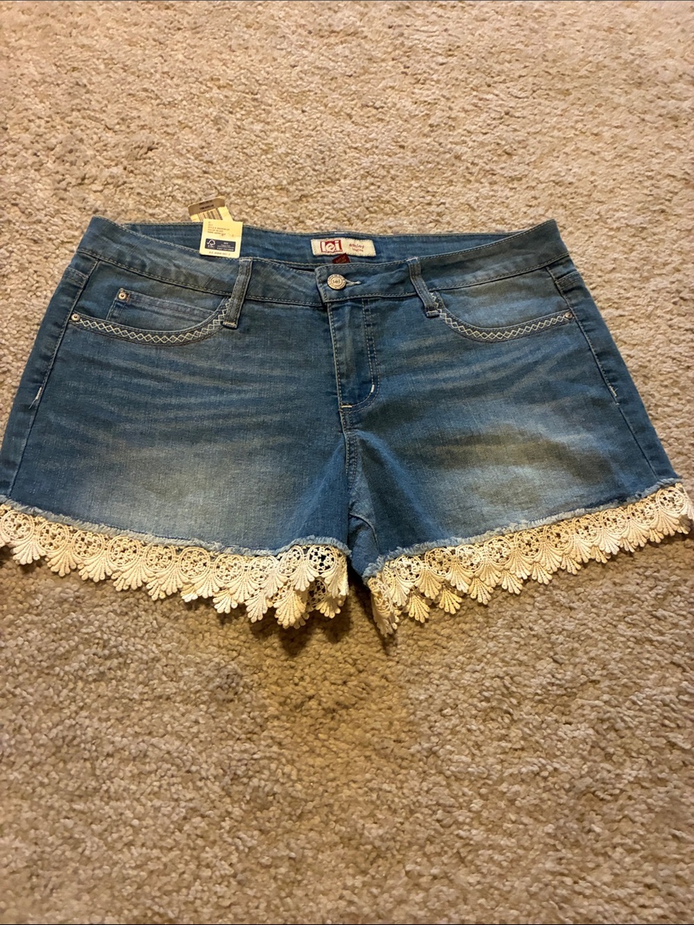 lei Light Blue Denim Shorts with Cream Crochet Hem